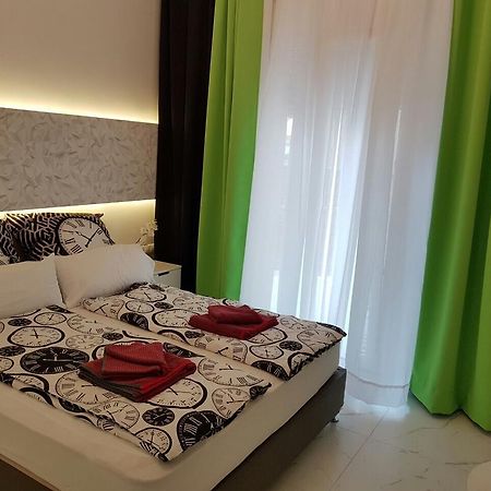 Laura Aristotelous Square Apartment سالونيك المظهر الخارجي الصورة